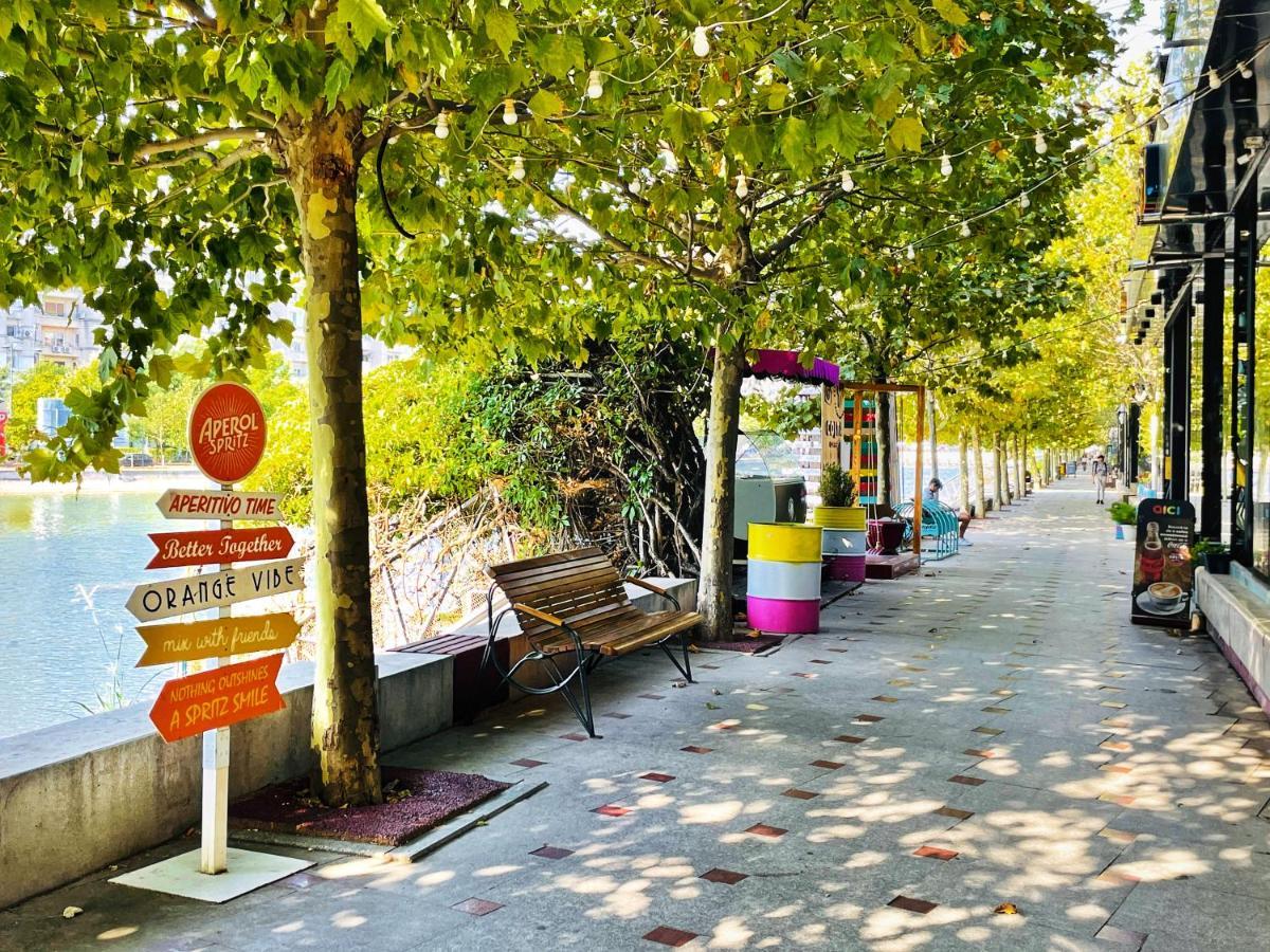 Madra Rentals Bucharest One מראה חיצוני תמונה
